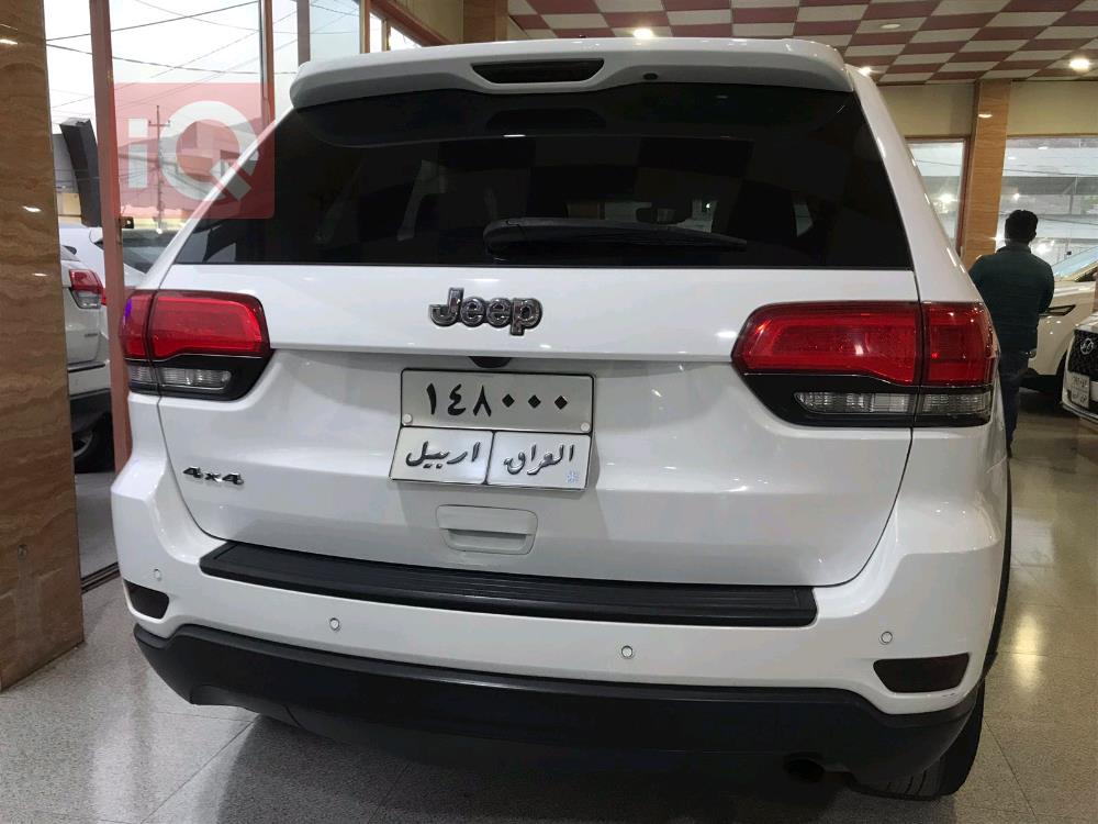 جیپ شیرۆکی